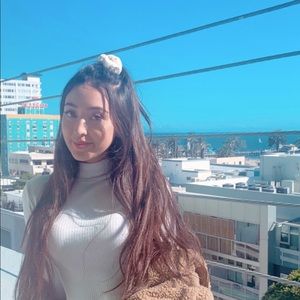 Meet your Posher, Collette